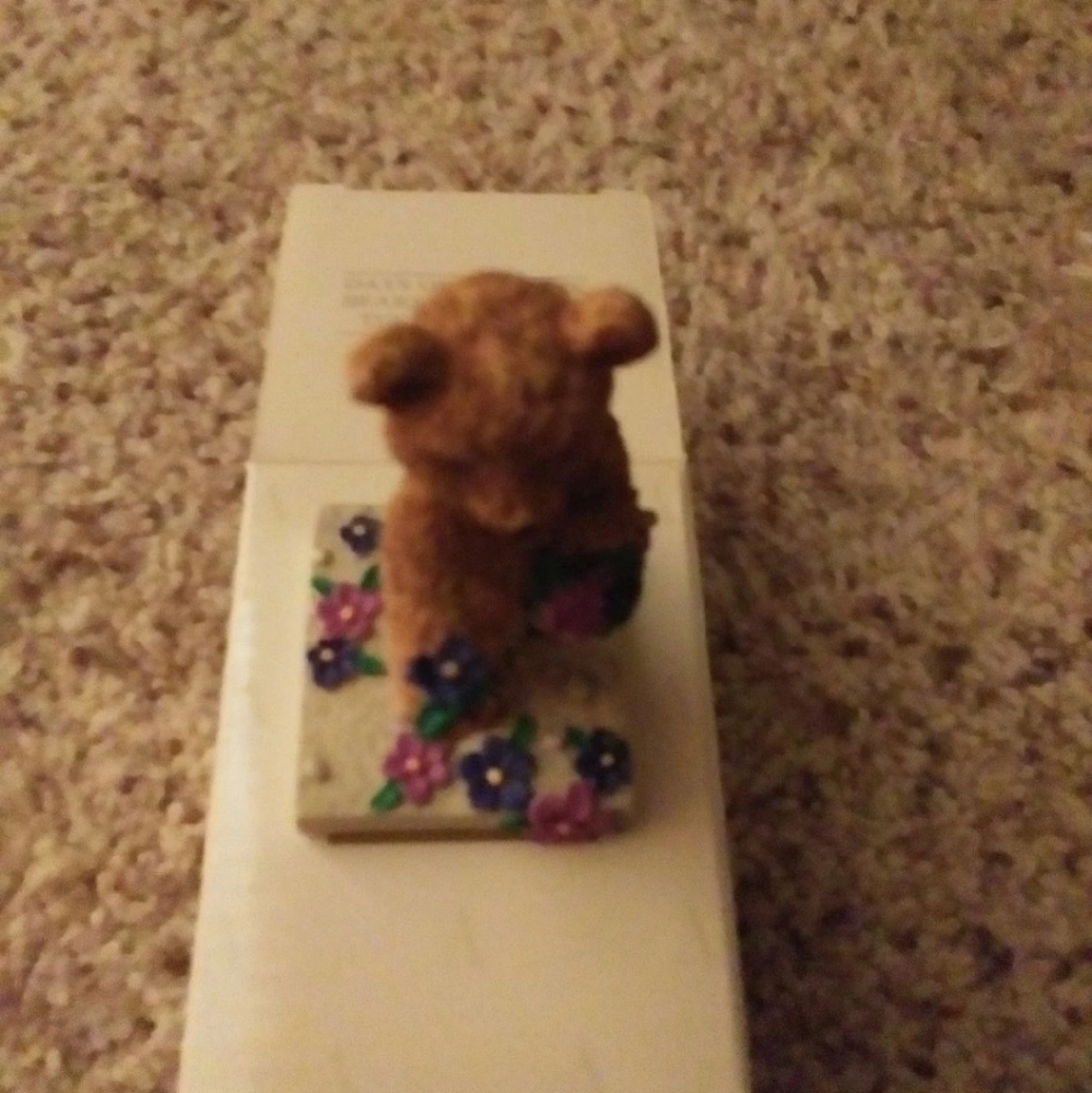 𝅺BEAR figurines